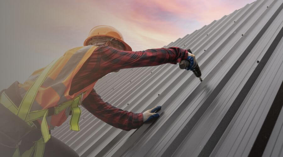 Professional gutter cleaning in Centerville, UT
